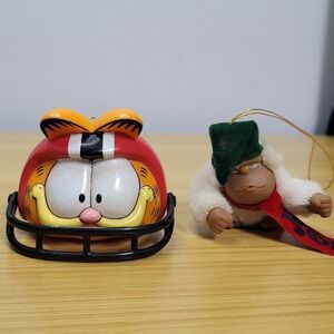 Vintage Garfield Enesco Atlanta Falcons Christmas Ornament Collectible Rodney